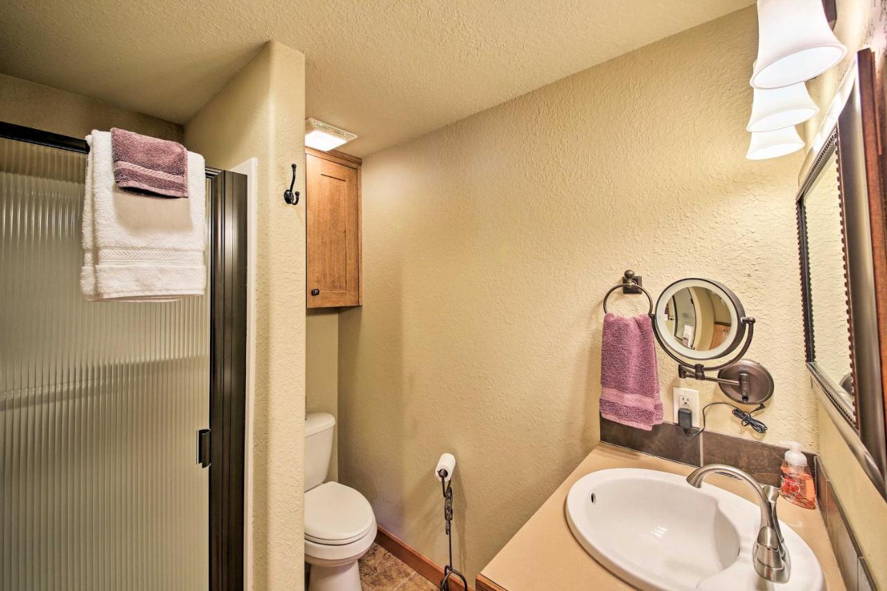 Lake Pend Oreille Condo With Porch And Mountain View! Sandpoint Εξωτερικό φωτογραφία