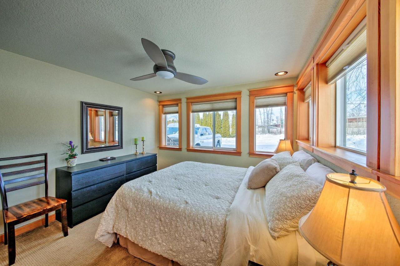 Lake Pend Oreille Condo With Porch And Mountain View! Sandpoint Εξωτερικό φωτογραφία
